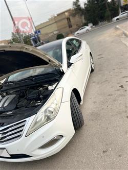 هيونداي أزيرا